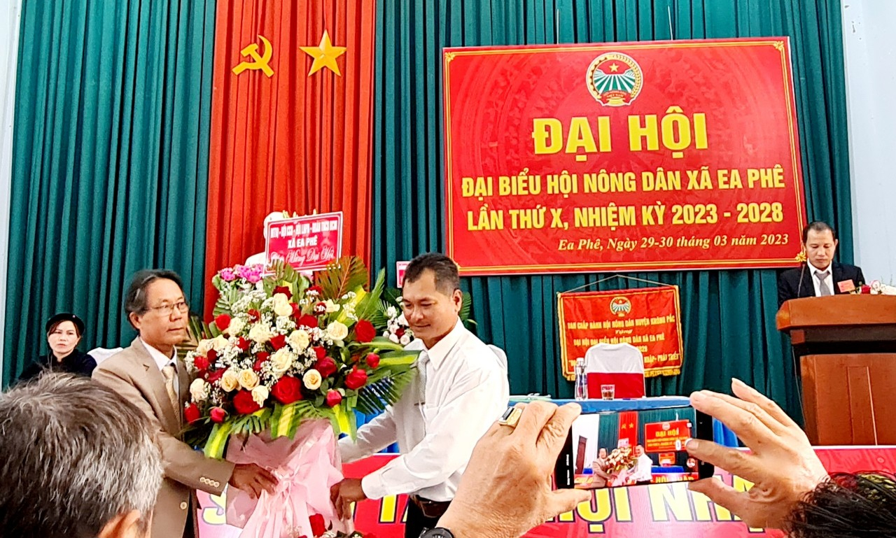 a dại họi ND 4png